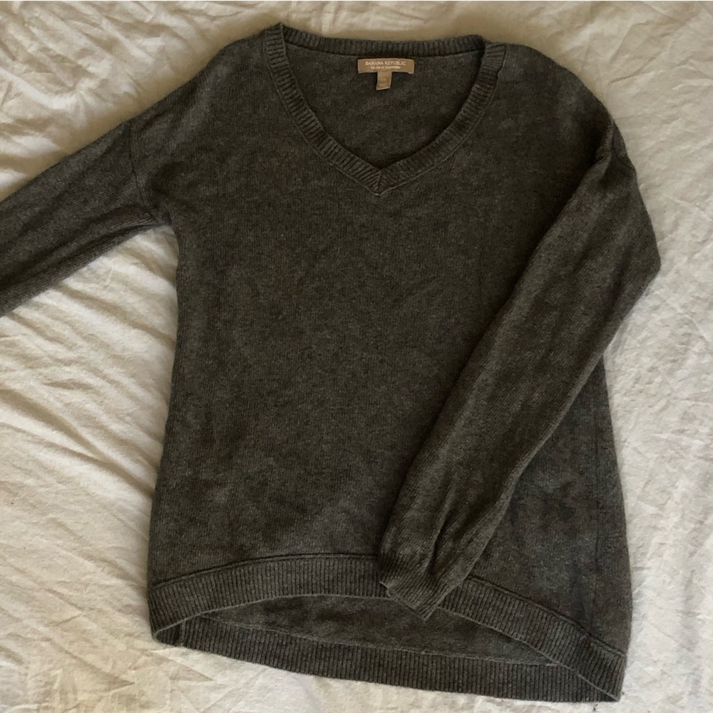 Banana Republic Touch of Cashmere Sweater! Worn once!